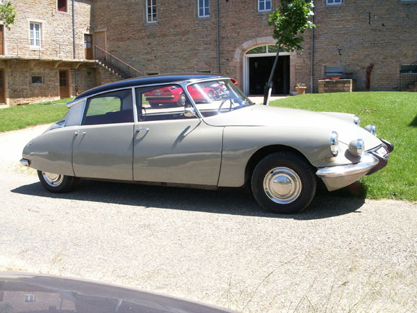 DS 19 confort 1967